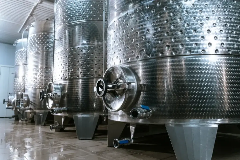 Cómo Se Hace El Vino Tanques