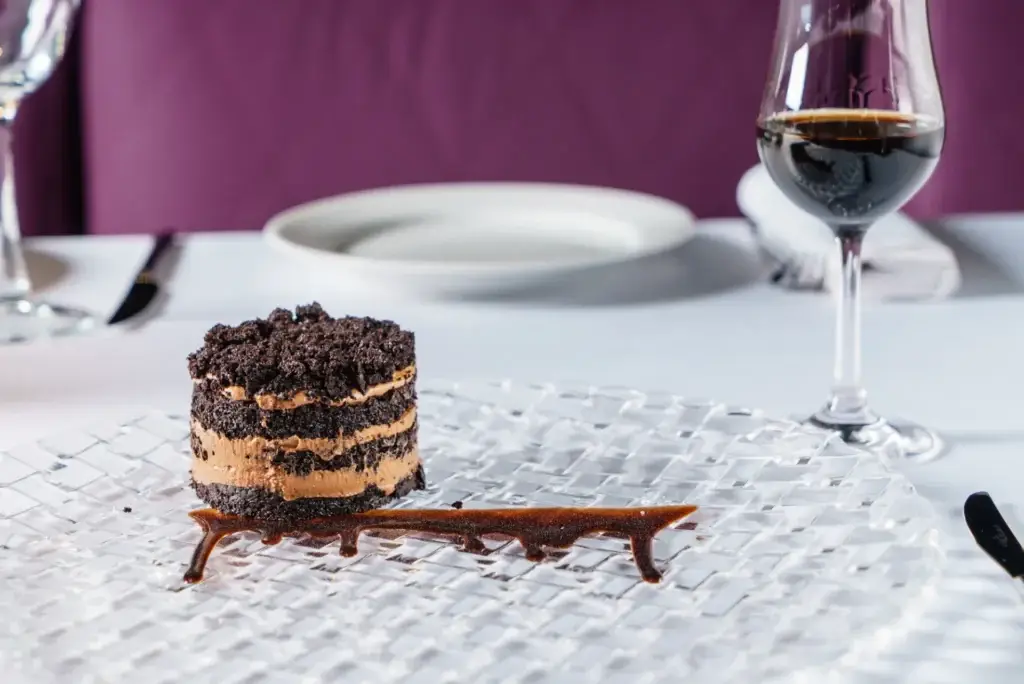 Maridaje de Postre de Chocolate con Vinotinto